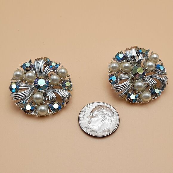 Vintage AB Blue Rhinestone Faux Pearl Clip Earrings 1960s - Picture 9 of 11
